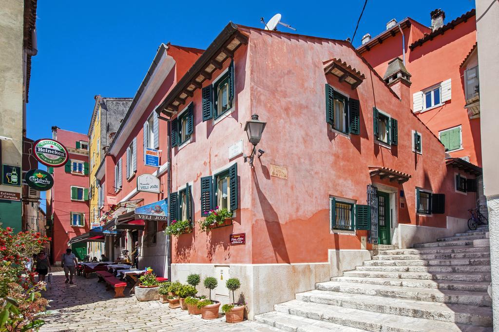 Residence Porta Antica Centro Storico Rovinj Exterior photo