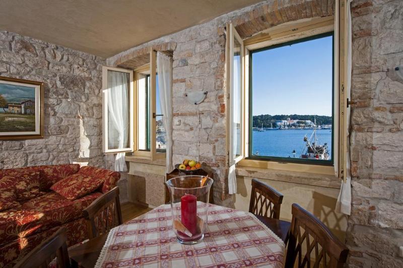 Residence Porta Antica Centro Storico Rovinj Exterior photo