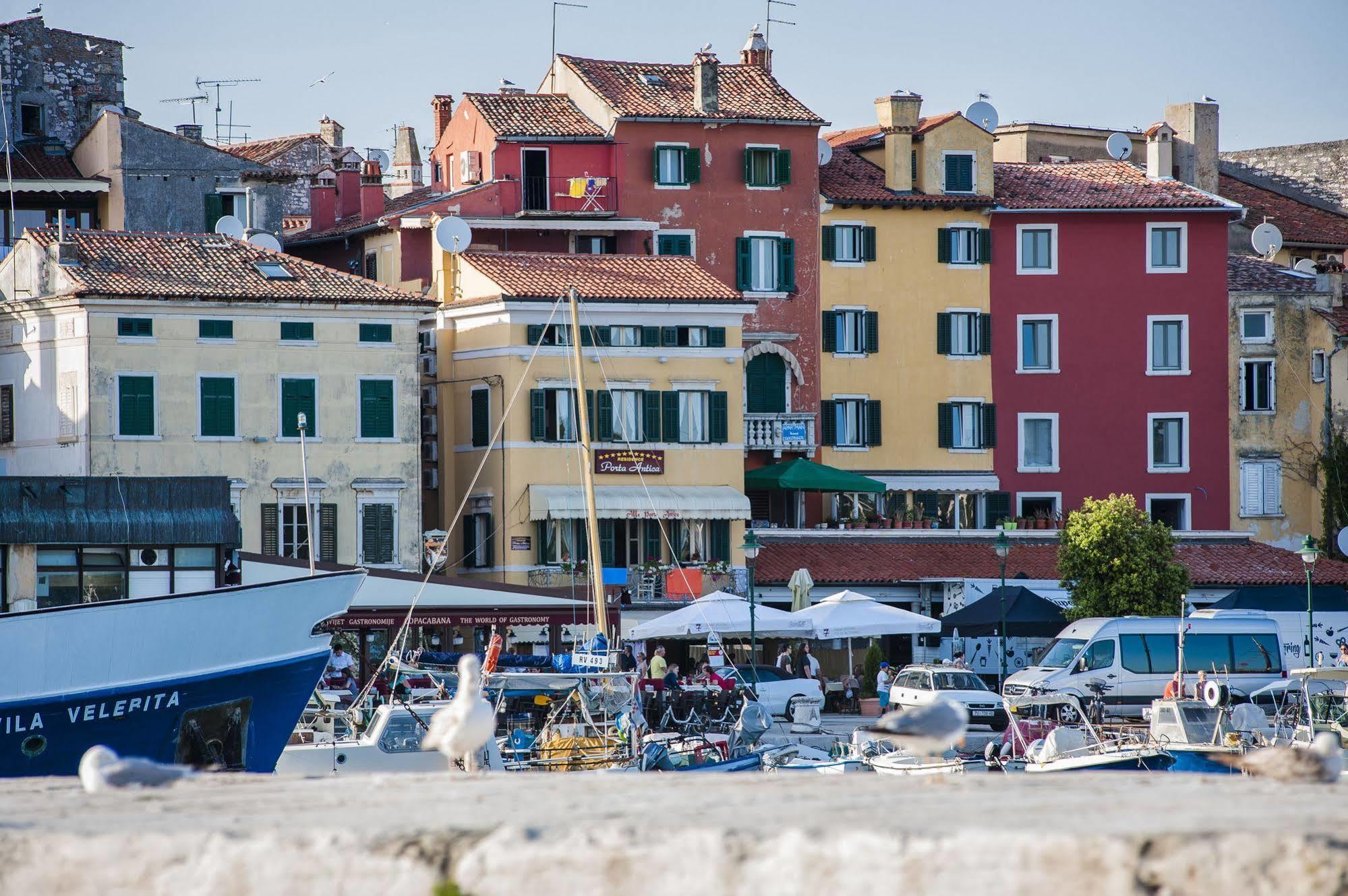 Residence Porta Antica Centro Storico Rovinj Exterior photo